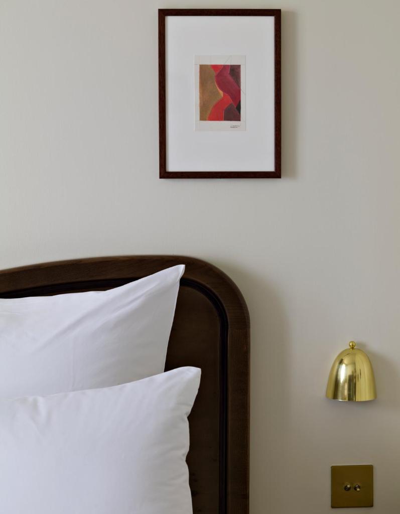 Сьюит (Полулюкс), Hotel Carlton's Montmartre