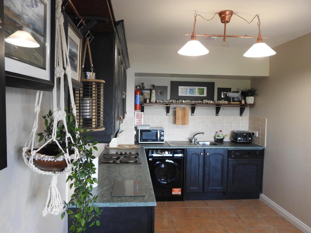 Seashell Cove Bundoran Luxurious Sea View Free Wifi Netflix Sleeps 5 photo 4