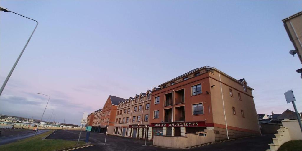 Seashell Cove Bundoran Luxurious Sea View Free Wifi Netflix Sleeps 5 photo 1