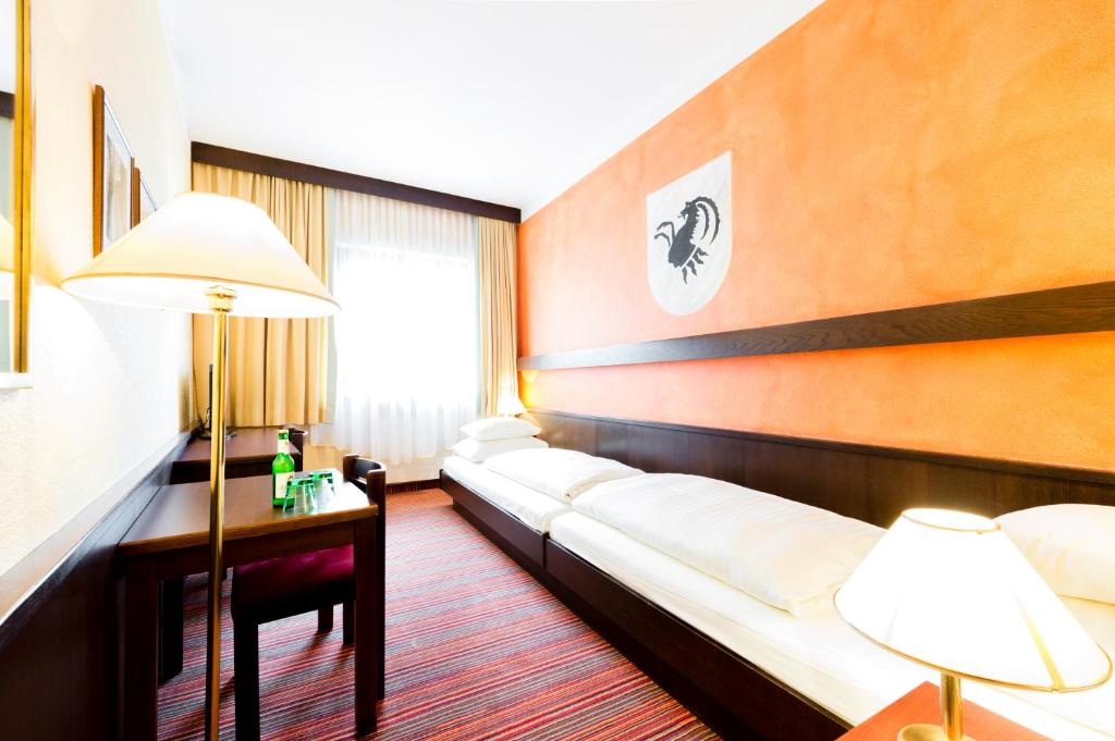 Двухместный (Двухместный номер эконом-класса с 1 кроватью), Hotel Schrofenstein