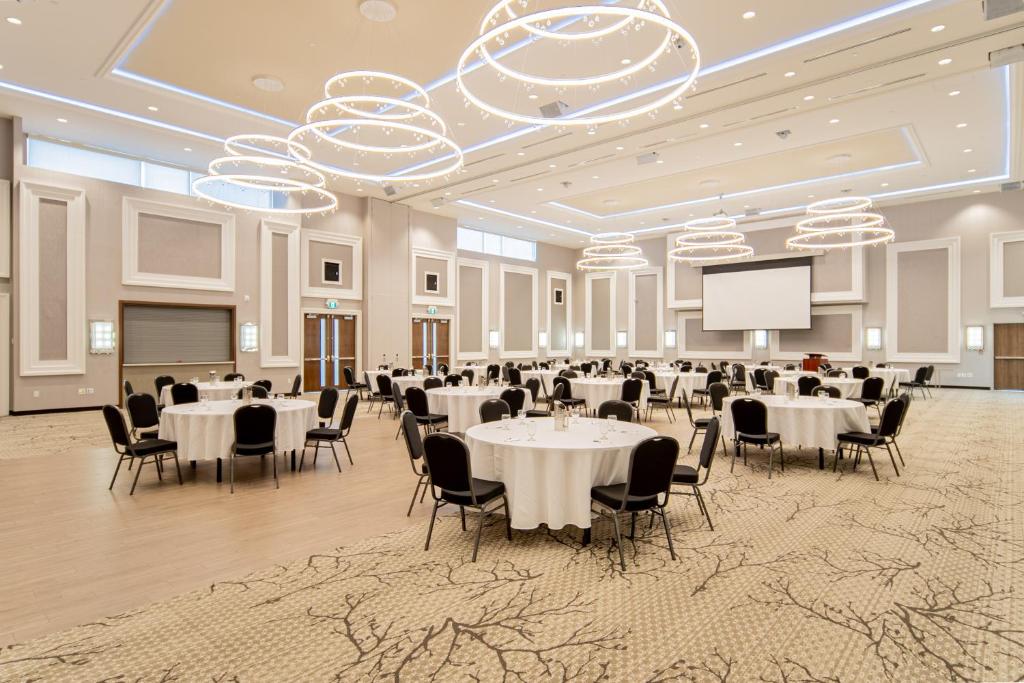 TownePlace Suites by Marriott Brantford and Conference Centre photo 2
