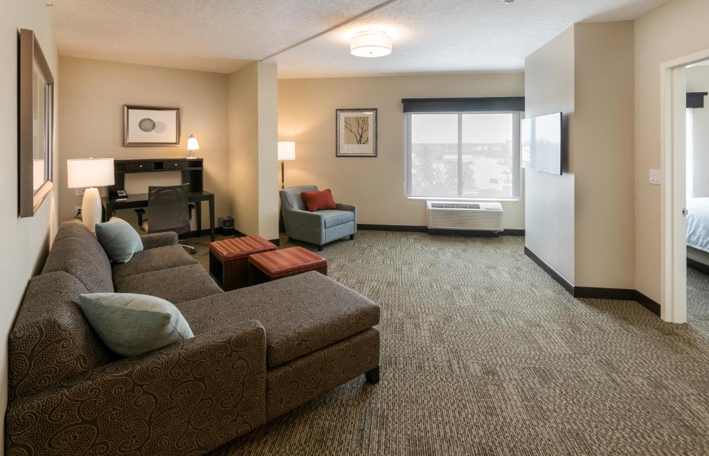 Staybridge Suites - Saskatoon - University, an IHG Hotel photo 4