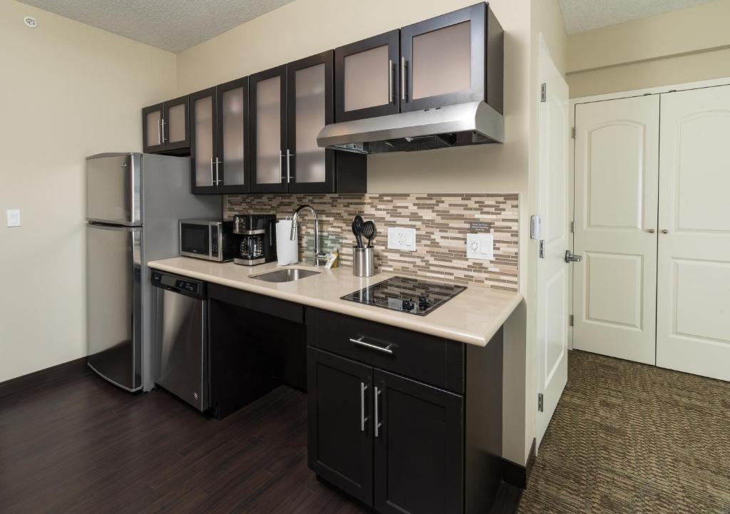 Staybridge Suites - Saskatoon - University, an IHG Hotel photo 3