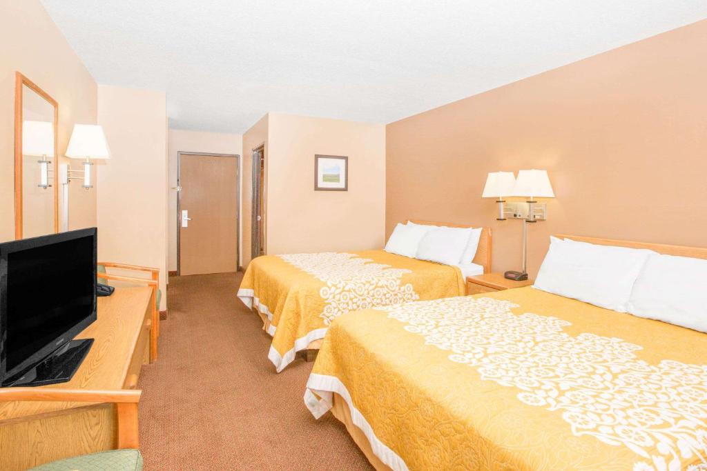 Days Inn by Wyndham Worthington photo 4