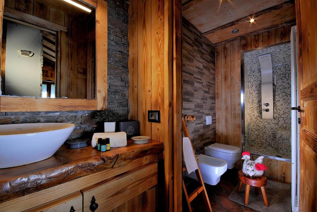Aparthotel Foyer d'antan SUITE con caminetto hammam o vasca idromassaggio photo 4