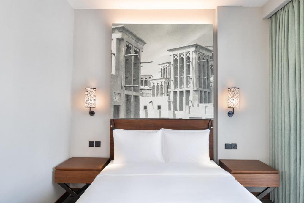 Двухместный (Номер с кроватью размера «queen-size» и видом на рынок), Отель Super 8 by Wyndham Dubai Deira