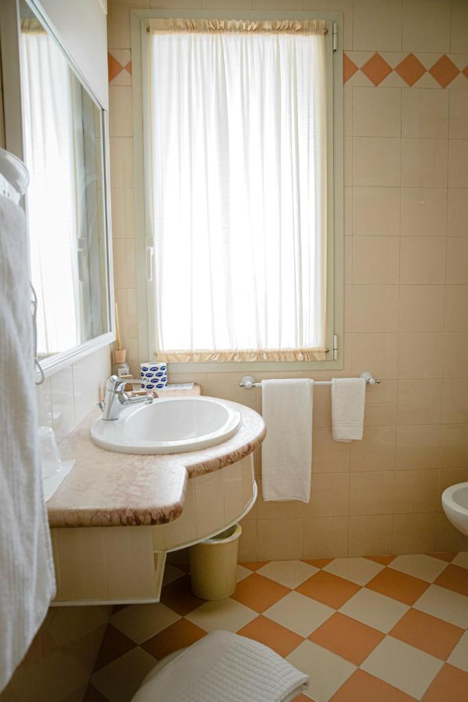 Hotel San Genesio photo 1