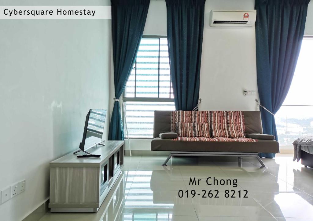 Cybersqaure Studio Suites with Netfilx @10 min walking distance to McD photo 3