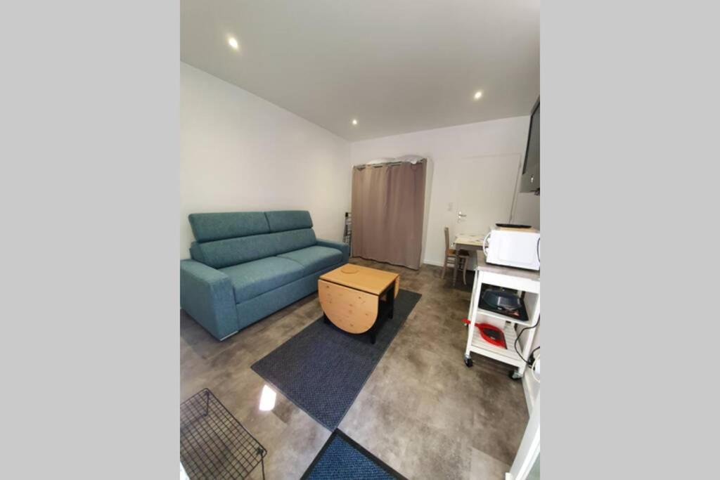 Studio idéalement situé au calme photo 1
