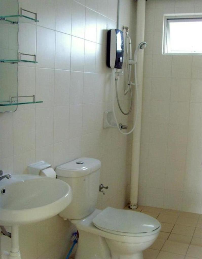 Апартаменты (Стандартные апартаменты с 2 спальнями), Duta Hotel & Residence