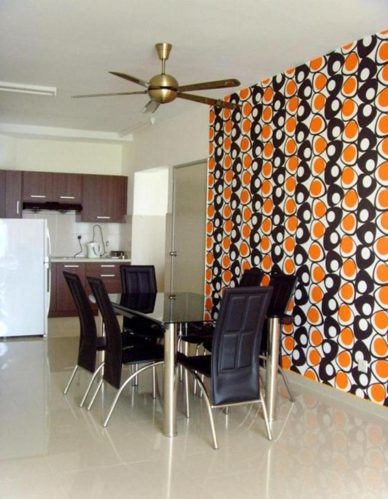 Апартаменты (Стандартные апартаменты с 3 спальнями), Duta Hotel & Residence