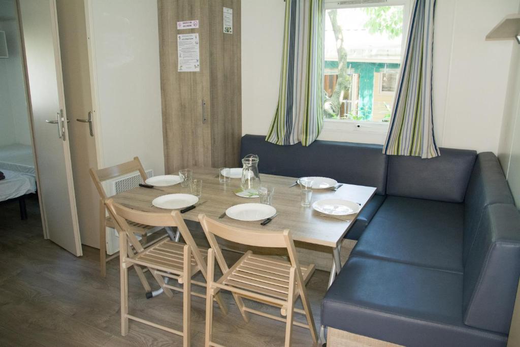 Camping Les Amandiers - Maeva photo 1