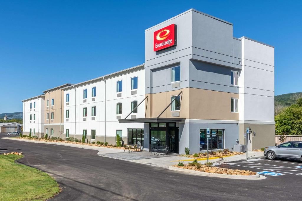 Econo Lodge Dayton image