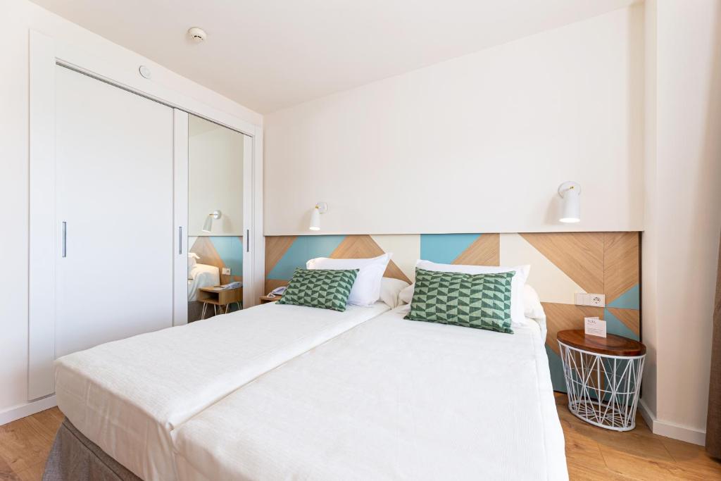 JS Portocolom Suites photo 4