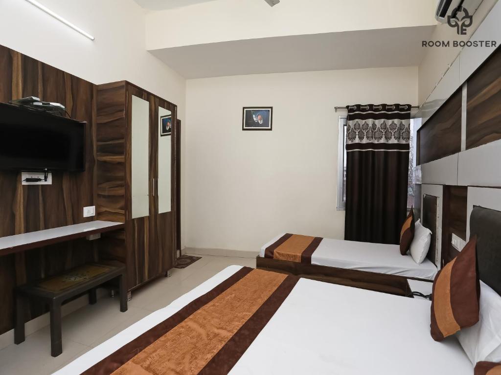 Трехместный (Трехместный номер Делюкс), Hotel Sehmi's Best Rest Inn