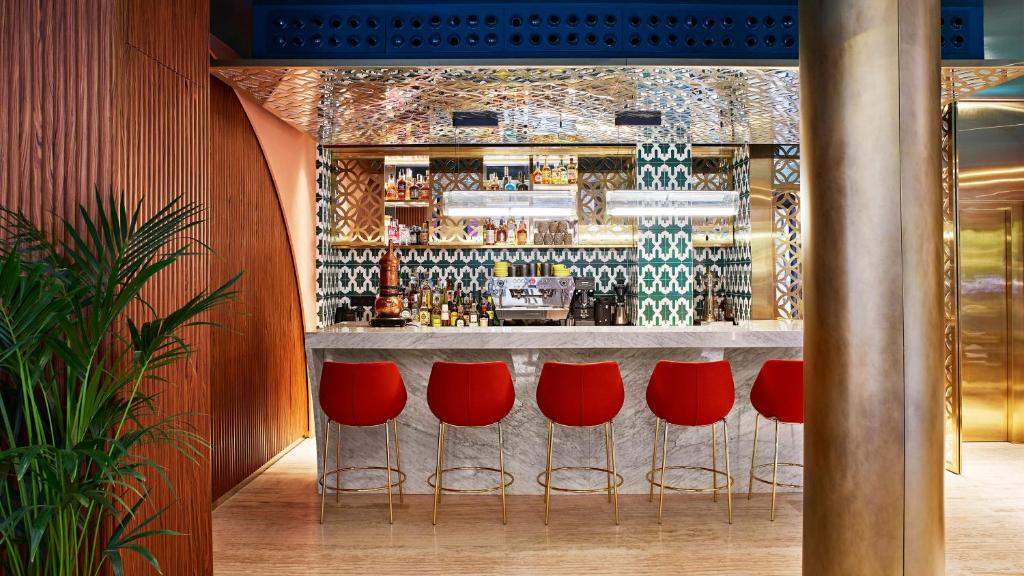 Kimpton Vividora Hotel, an IHG Hotel photo 3