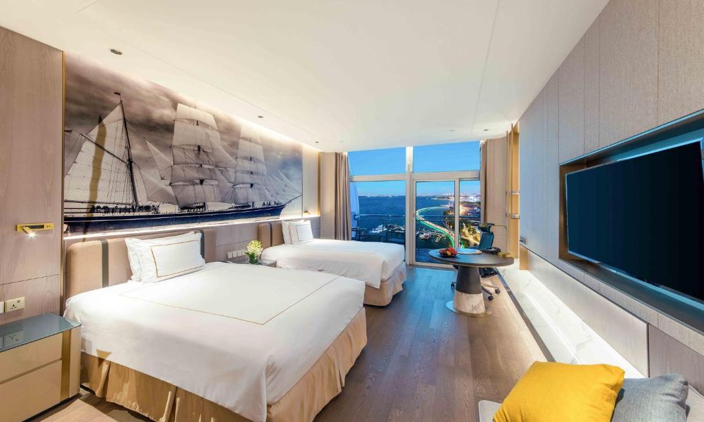 Двухместный (Номер Feature с 2 двуспальными кроватями - Для некурящих), Crowne Plaza Suzhou