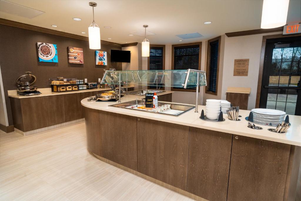 Staybridge Suites - Washington DC East - Largo, an IHG Hotel photo 3