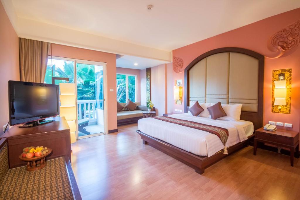 Grand Pacific Sovereign Resort & Spa photo 4