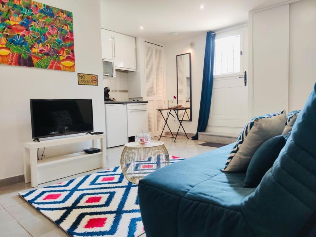 STUDIO COSY LE Ti PARIS WIFI & NETFLIX photo 2