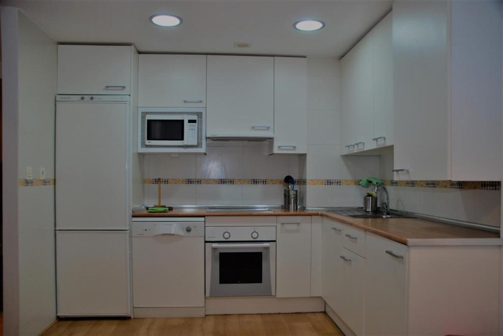 APARTAMENTOS LÁZARO Ctra de Francia 4 photo 1