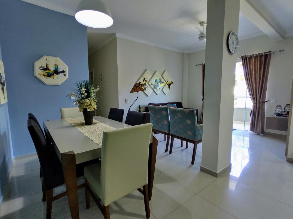 Bombinhas Centro, apartamento 02 dorm, ótima localização photo 2