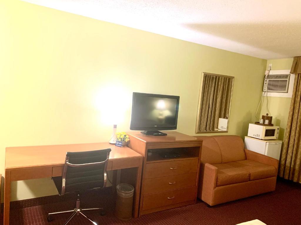 Valley Inn Motel photo 2