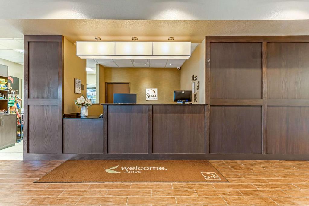 Sleep Inn & Suites Ames near ISU Campus photo 4