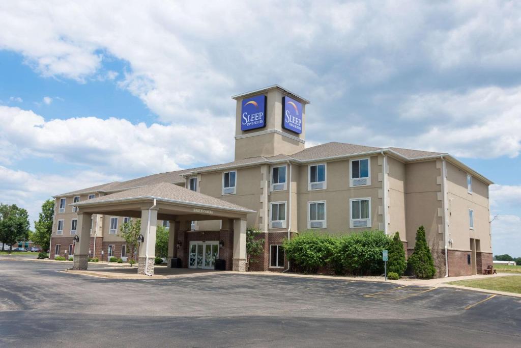 Sleep Inn & Suites Washington near Peoria image