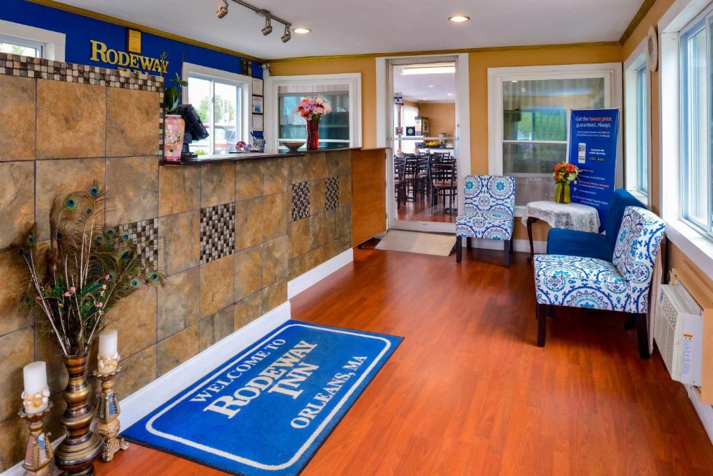 Rodeway Inn Orleans - Cape Cod photo 3