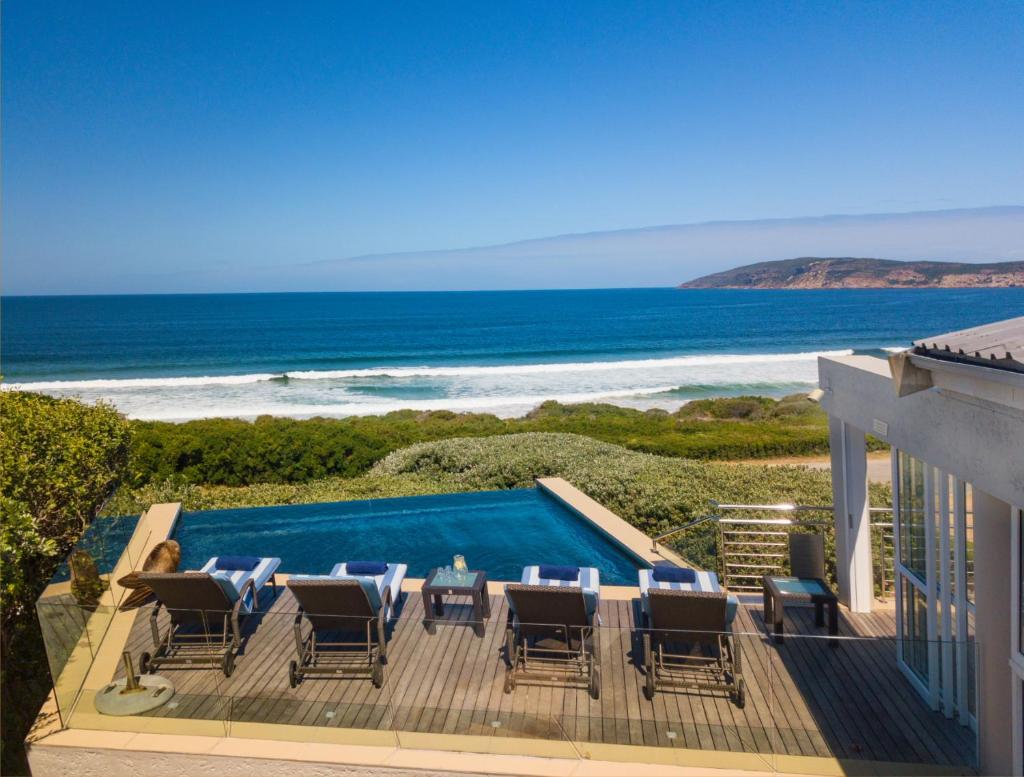 Periwinkle Lodge Guest House photo 3