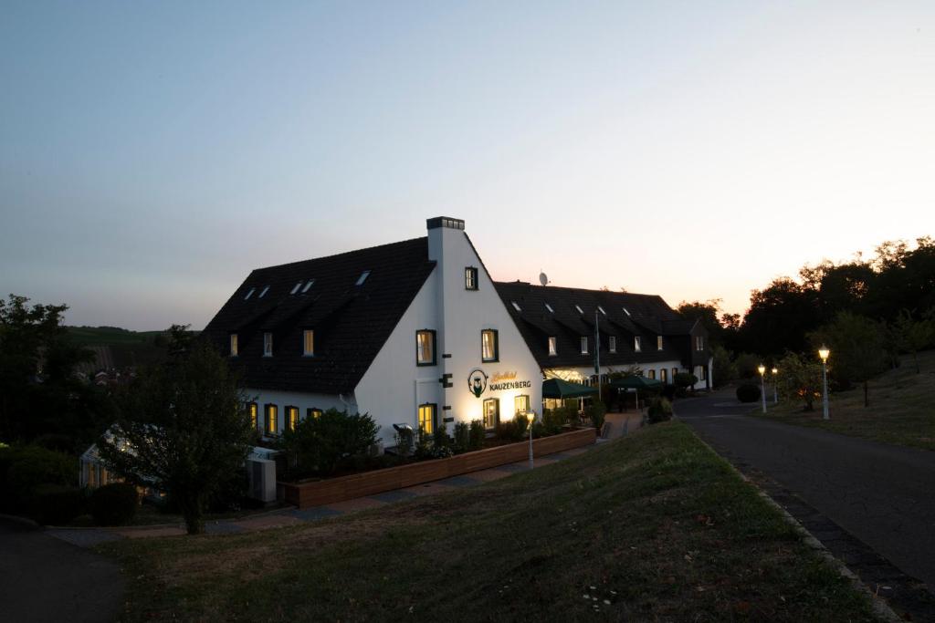 Landhotel Kauzenberg photo 1