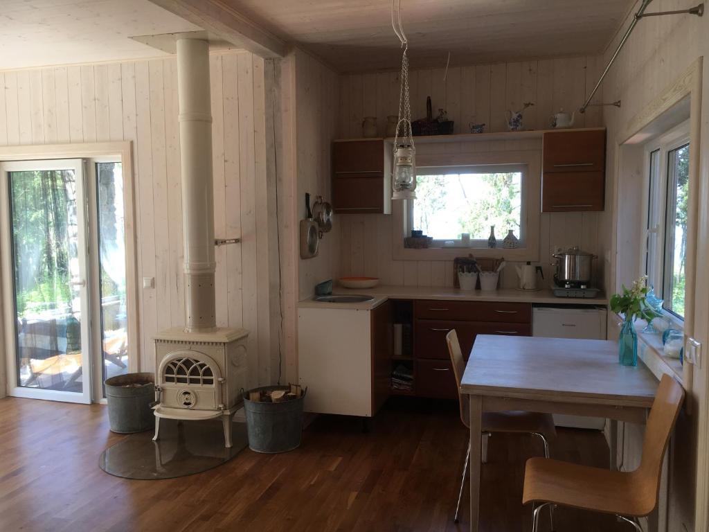 Secret Beach House off-grid, sauna and outdoor WC photo 4