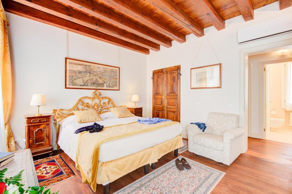 Master Venice Apartments Room Type - Two-Bedroom Apartment Master Venice Apartments Room Type - Two-Bedroom Apartment