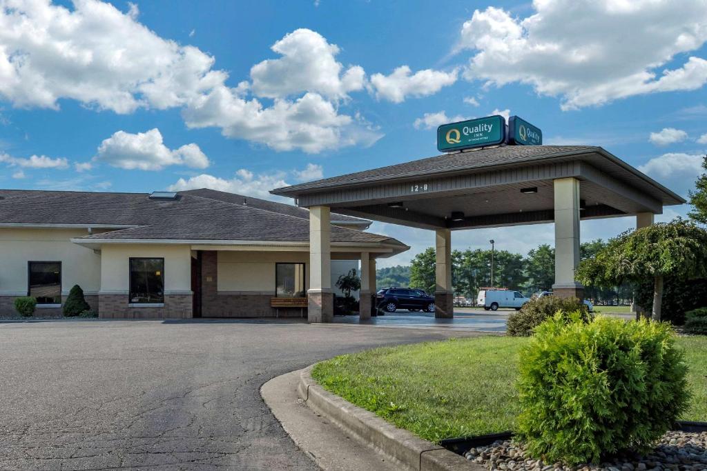 Quality Inn image