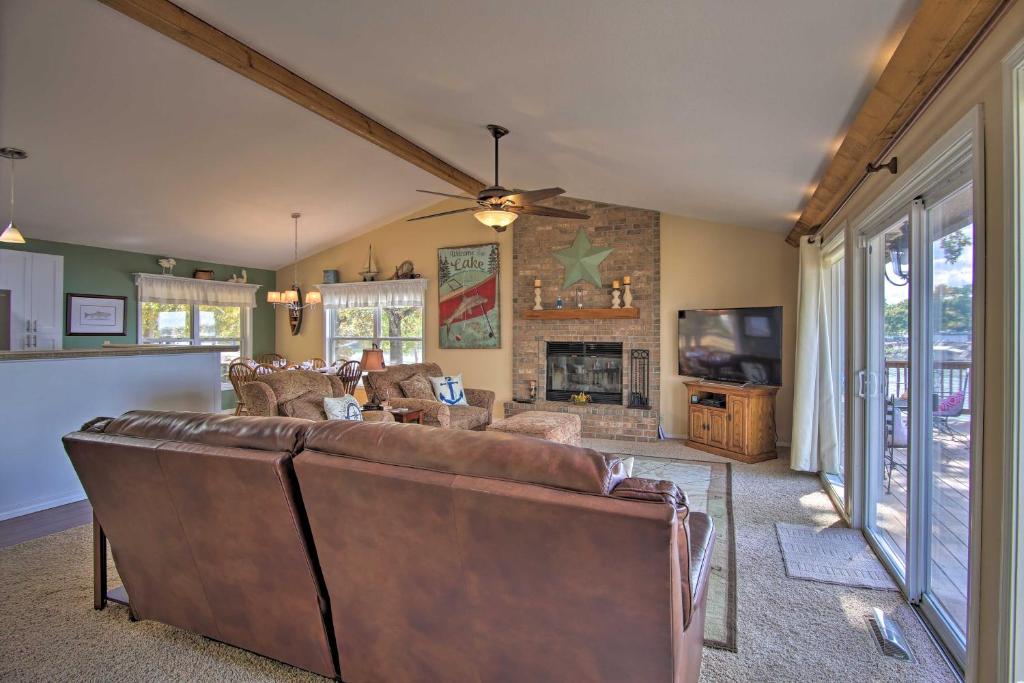 Grand Lake Waterfront Home with Shared Boat Ramp! photo 2
