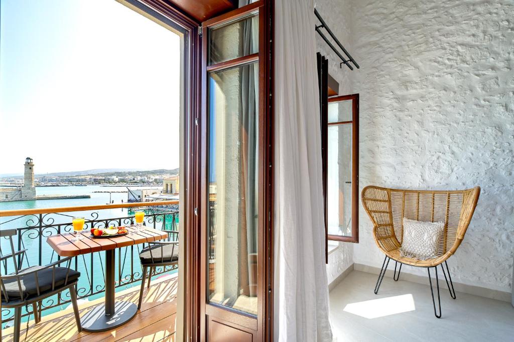 Vista Del Porto Luxury Suites photo 2