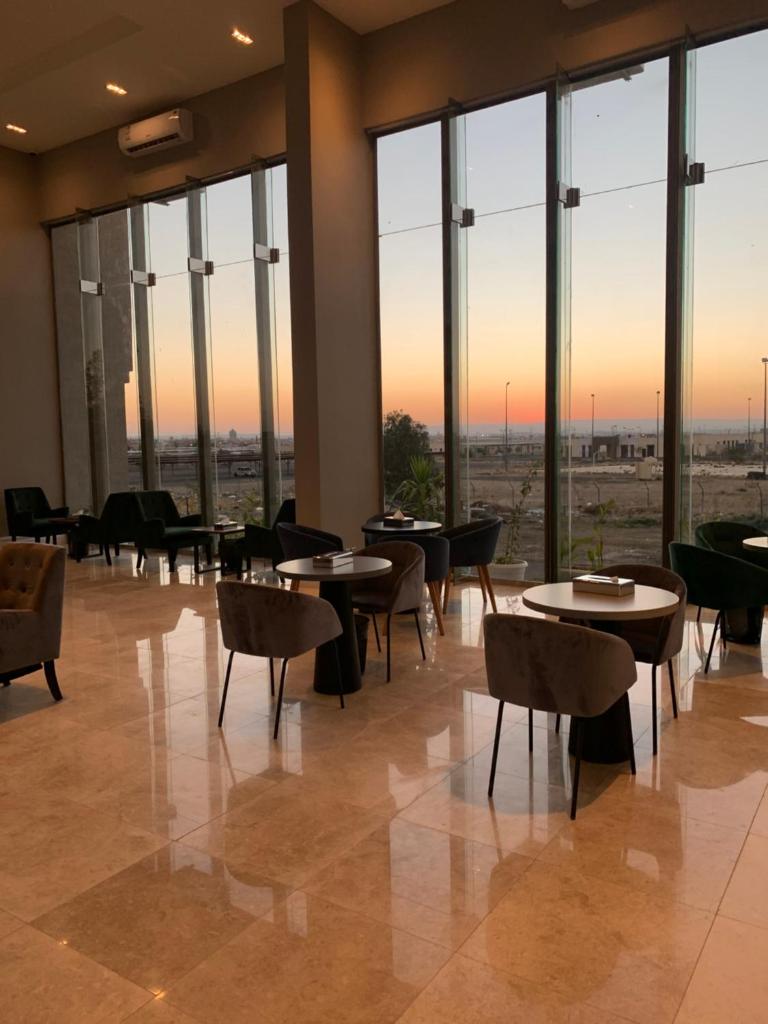 قولدن سكوير طريق الرياض Golden Square Riyadh Road photo 4