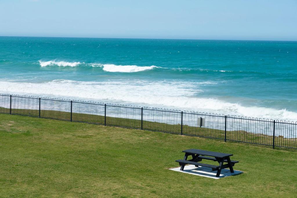 Meridian Beachside Apartments photo 1