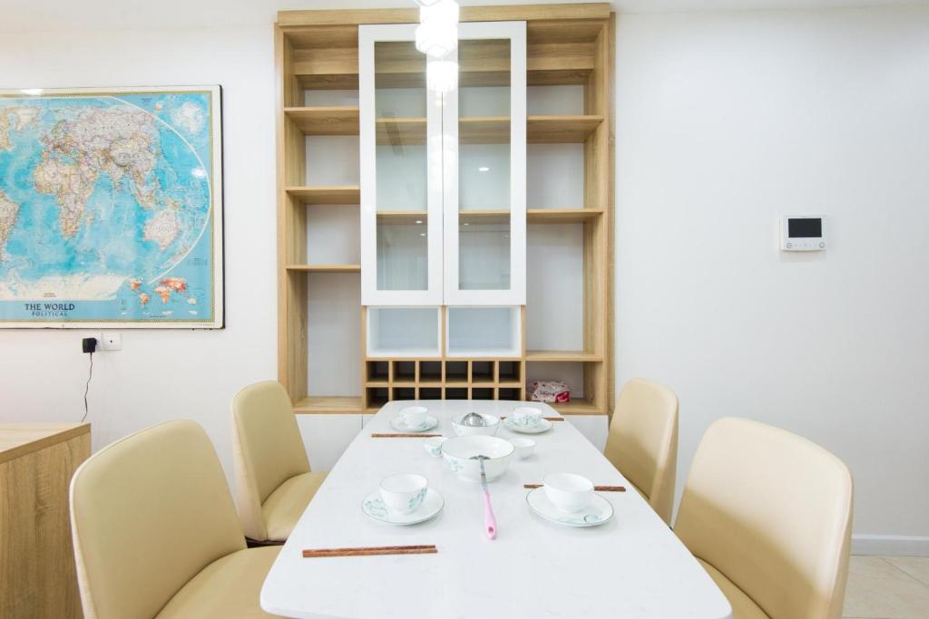 *BOM HOMESTAY*- VINHOMES D'CAPITAL- SERVICE APARTMENT