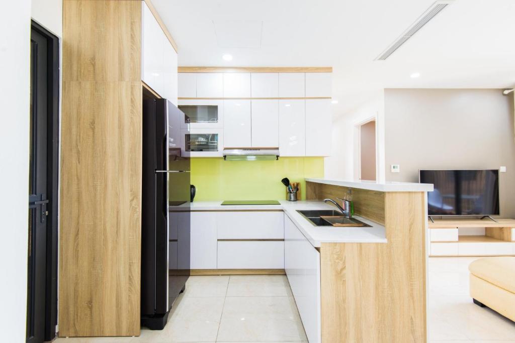 *BOM HOMESTAY*- VINHOMES D'CAPITAL- SERVICE APARTMENT