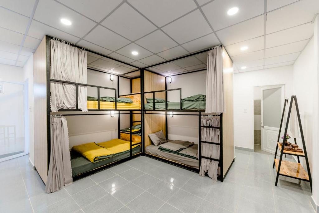 Nguyên Căn Vip 1: Buôn Đôn (Homestay Vườn Pháp II)