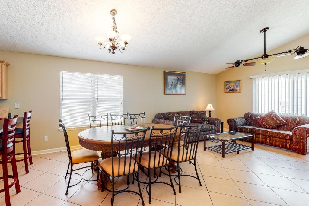 Sea Shell Way photo 2