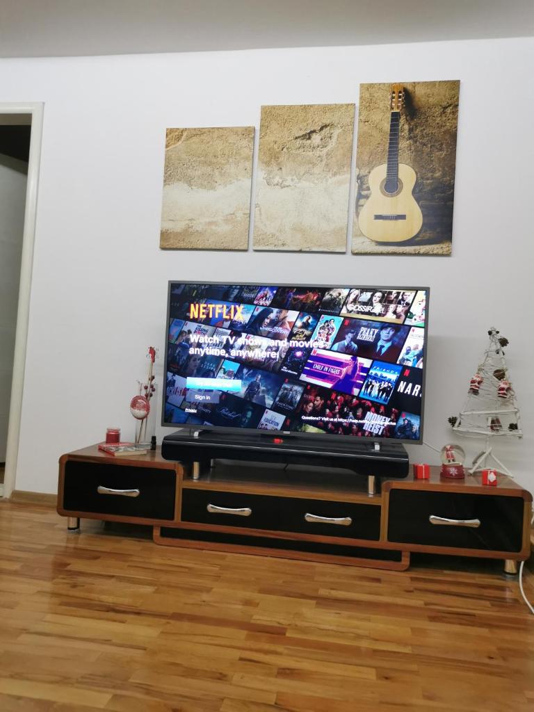 Happy Place photo 3
