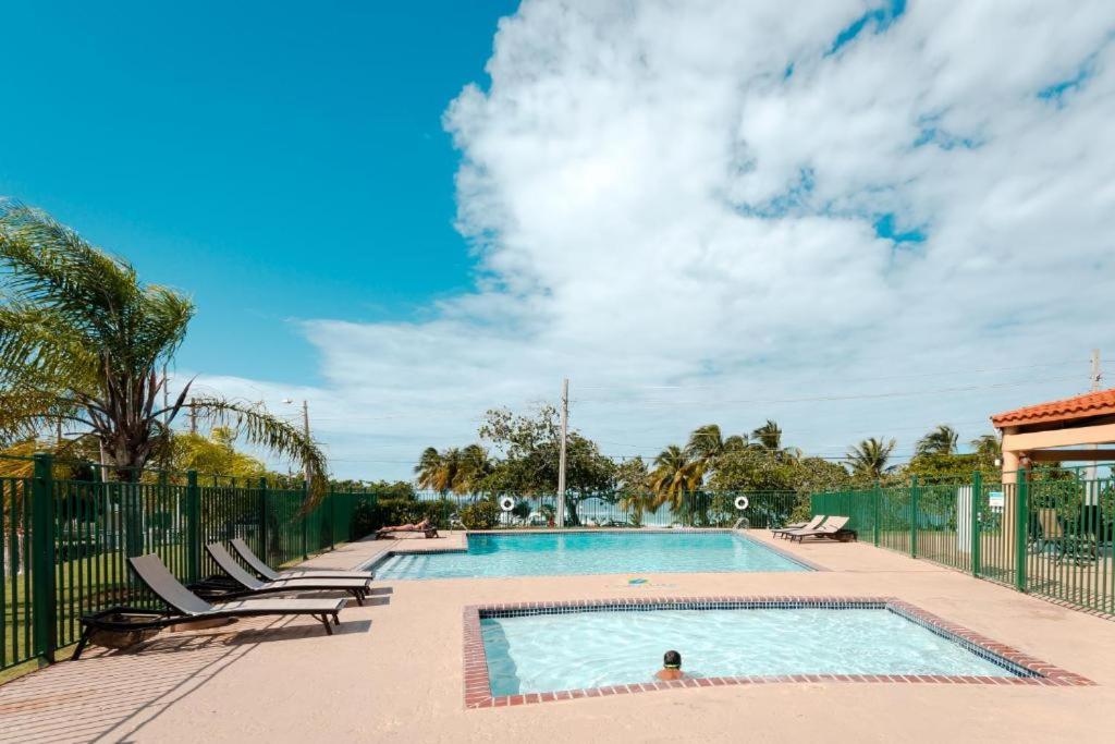 Oceania Apartments at Arecibo 681 Ocean Drive photo 2