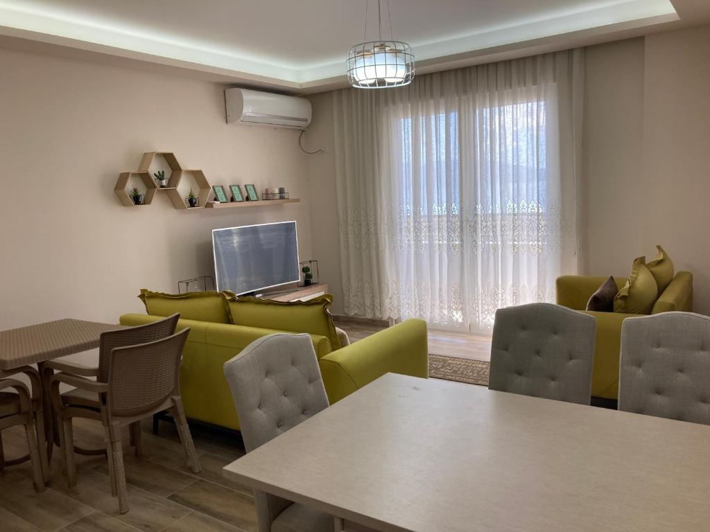 Vlora Center Veranda photo 3