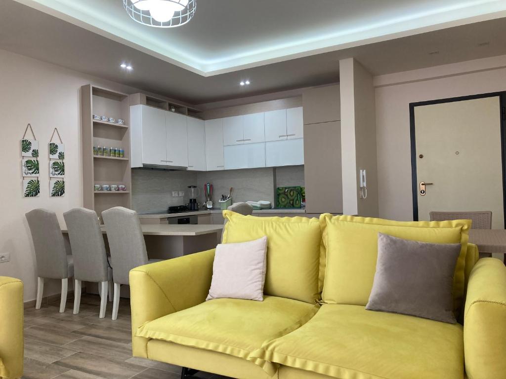 Vlora Center Veranda photo 4