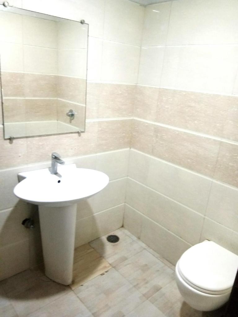 Номер (Кровать в общем номере для мужчин и женщин с 10 кроватями), Hotel Parkside Grand Navjyoti