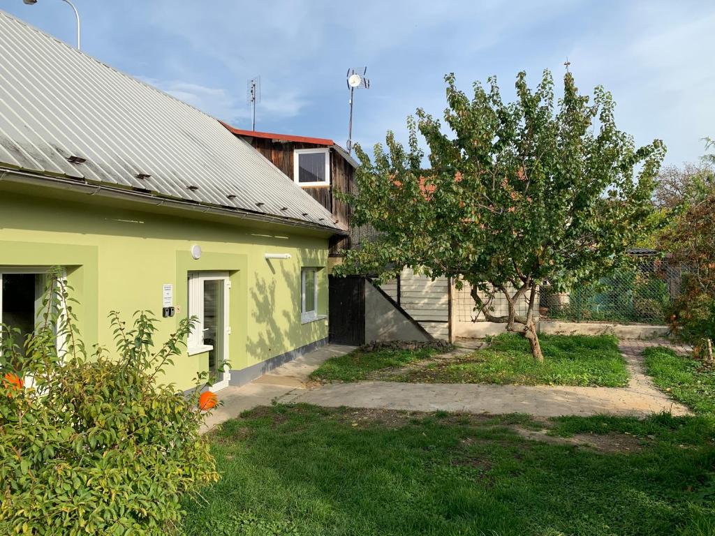 Apartmány Kosmonosy, Hradištská 193 photo 4