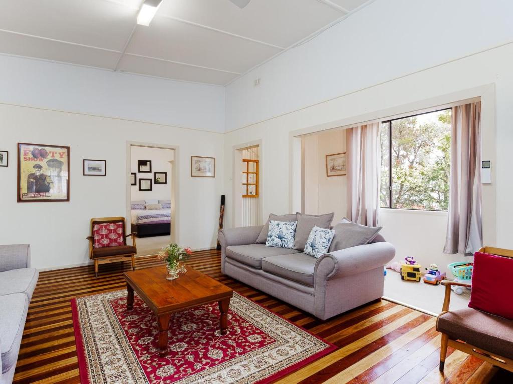 Daves Place Holiday house with WI FI Aircon and Boat Parking photo 1